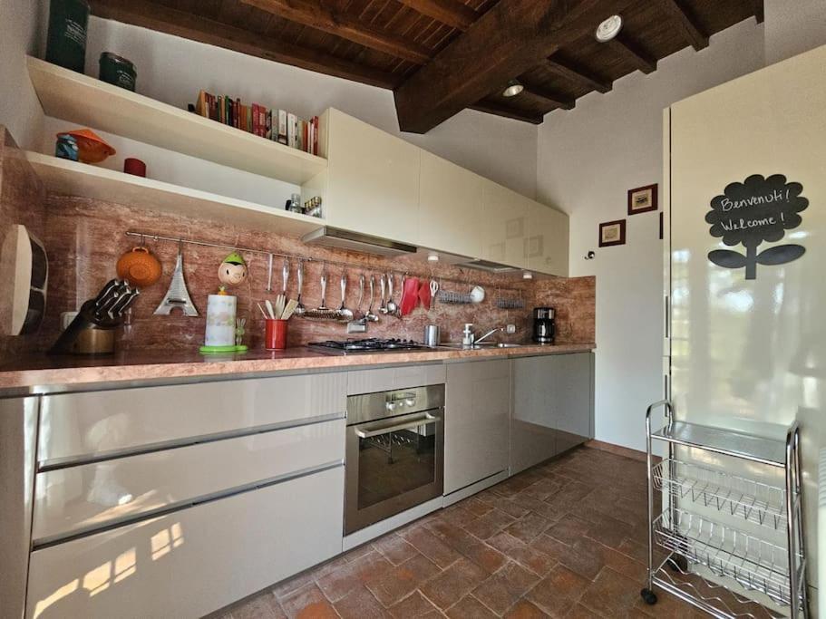 Casina Rossa Apartment Tavarnuzze Exterior foto